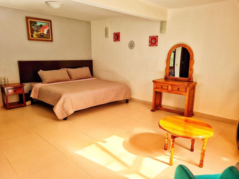 Hotel Jardines Del Carmen San Cristóbal de Las Casas Εξωτερικό φωτογραφία