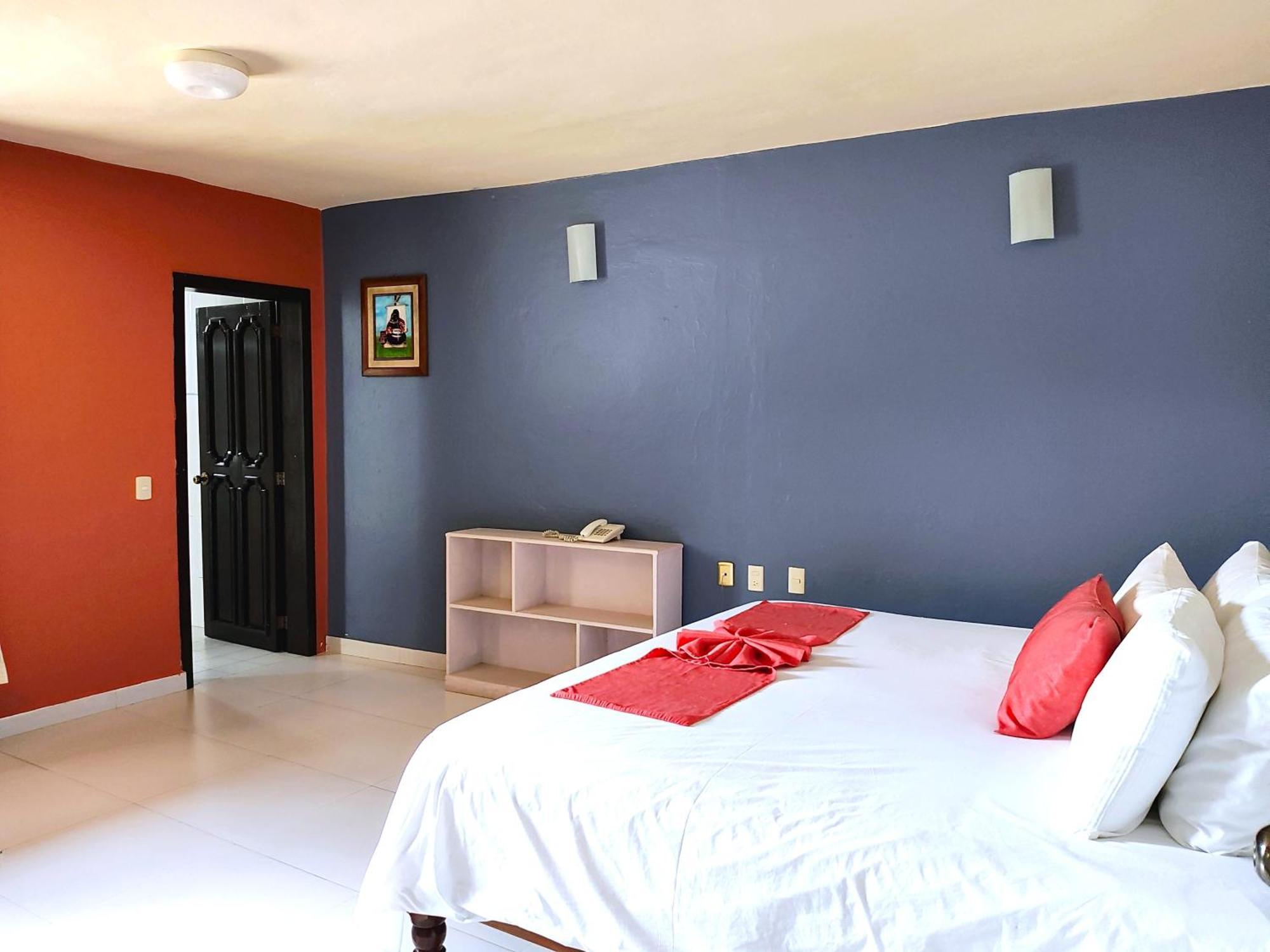 Hotel Jardines Del Carmen San Cristóbal de Las Casas Εξωτερικό φωτογραφία