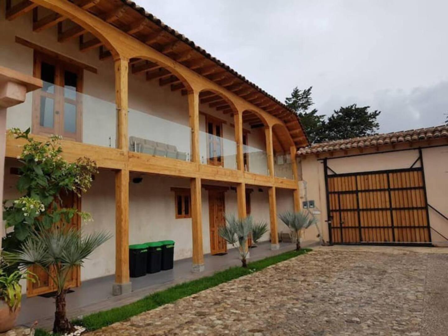 Hotel Jardines Del Carmen San Cristóbal de Las Casas Εξωτερικό φωτογραφία